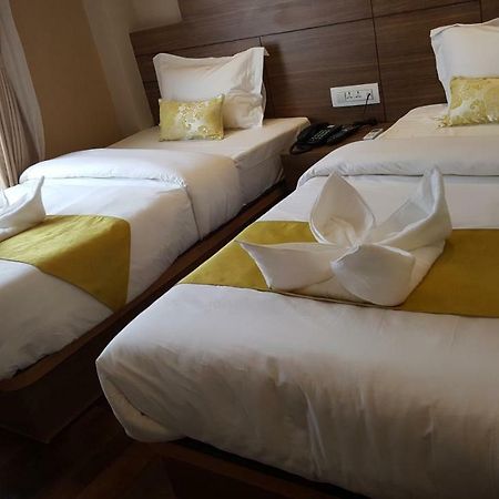 Hotel Bihani Kathmandu Buitenkant foto